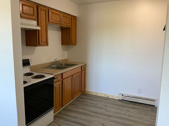 3rd image of 1710 Harding St #S12