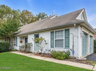 8 Schoolhouse Lane, Lakewood, NJ