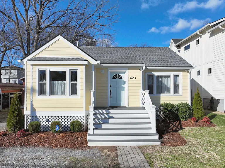 623 Ries Ave — Photo 1