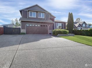 7905 211th Ave E, Bonney Lake, WA 98391