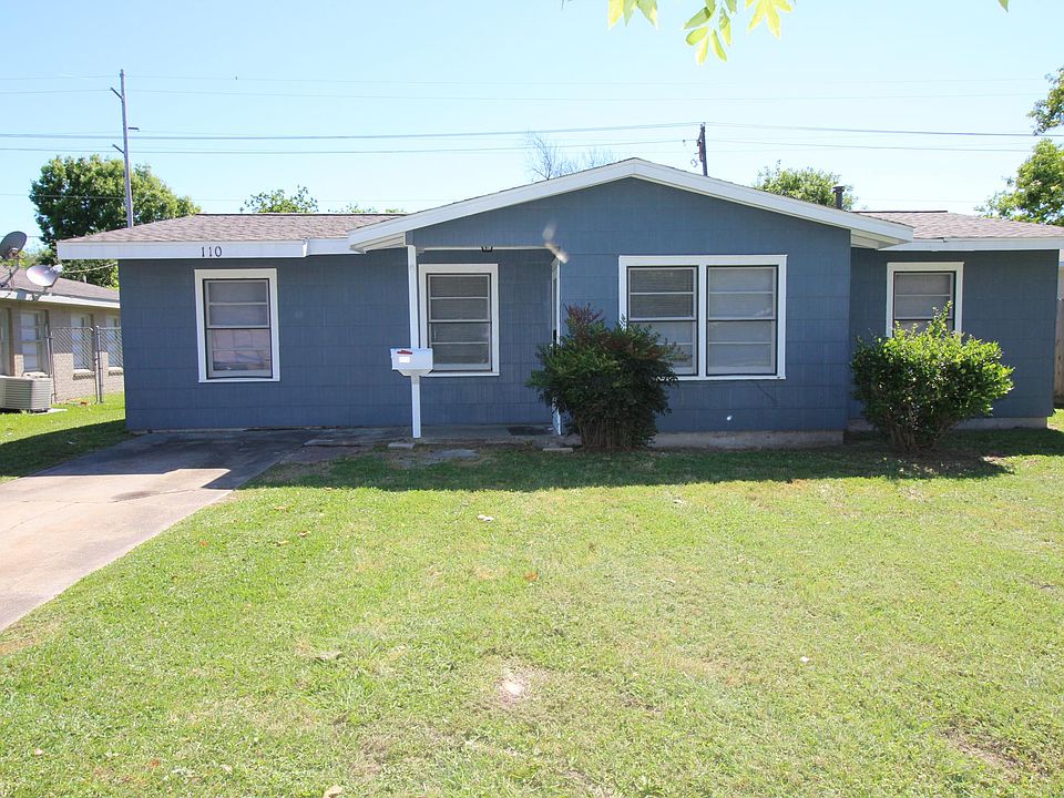 110 14th St. N, recently painted, offers plenty room for a family.