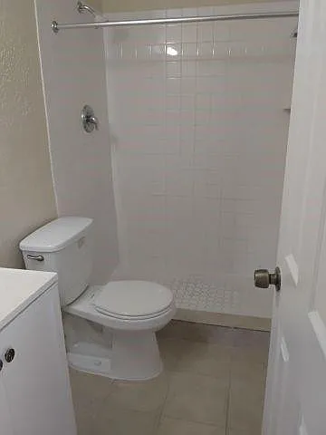 3764 NW 21st St #101 — Photo 7