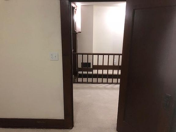 5th image of 503 Dawson St