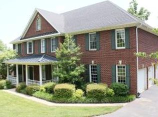 1232 Longview Rd, Roanoke, VA 24018