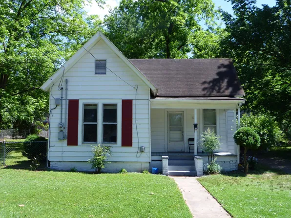 311 Locust St, Dardanelle, AR 72834