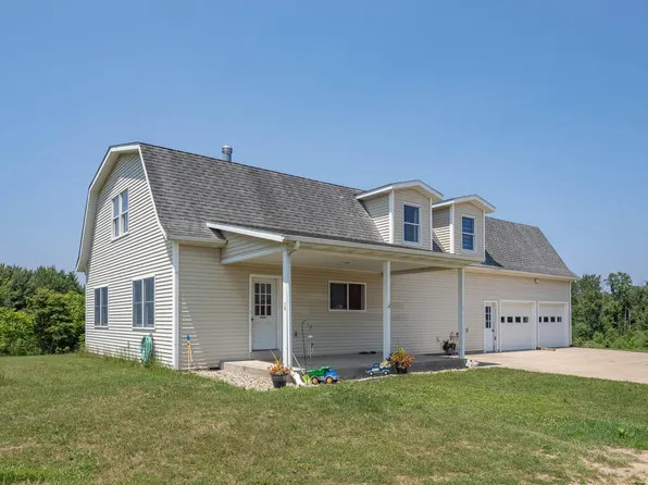 48222 16th Ave, Grand Junction, MI 49056