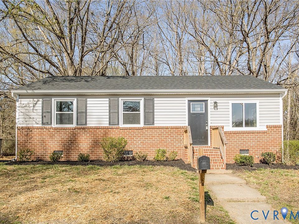 1st image of 1204 Louis Ln