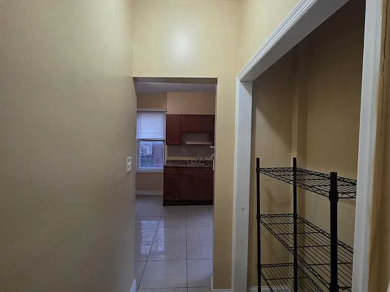 Hallway to Kitchen
