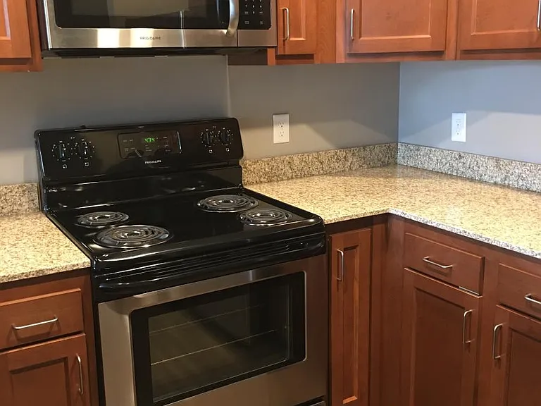 746 Allendale Dr #204 — Photo 2