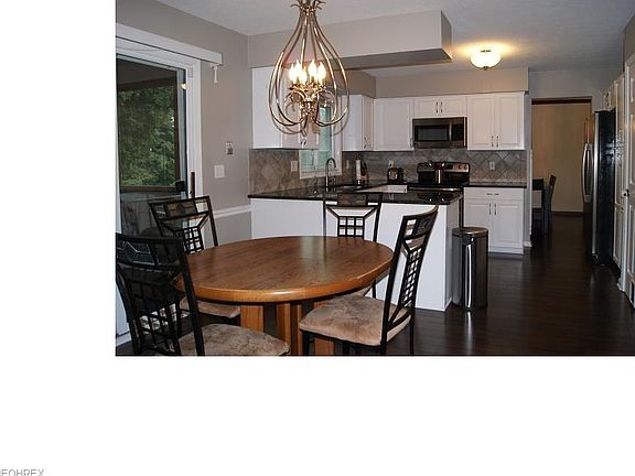 5th image of 9775 Shenandoah Dr