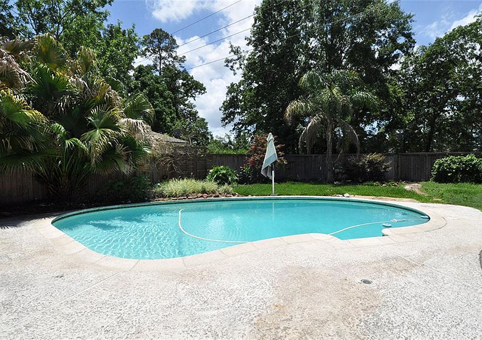 2nd image of 3303 Evergreen Glade Dr
