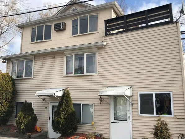 84 Arcadia St, Revere, MA 02151