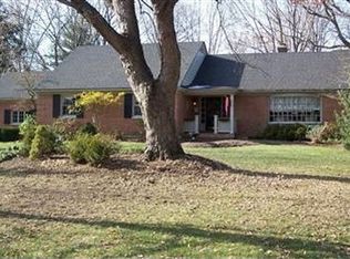 2157 S Linda Dr, Bellbrook, OH 45305