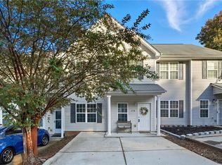 258 Venture Path, Hiram, GA 30141