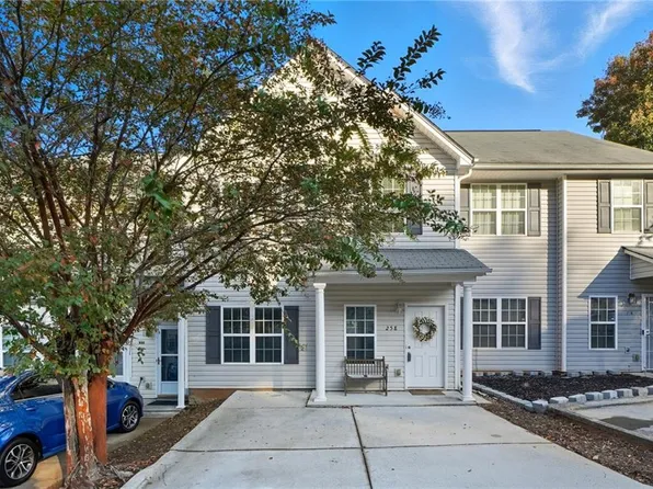 258 Venture Path, Hiram, GA 30141