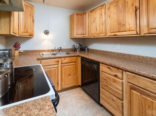 20390 Fairway Dr UNIT 7, Bend, OR 97702