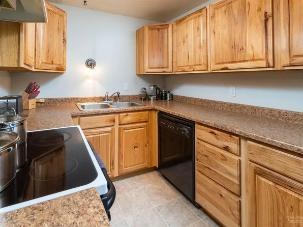 20390 Fairway Dr Unit 7, Bend, OR 97702