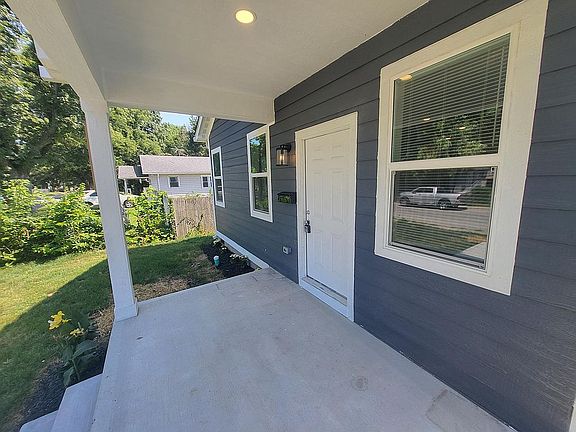 5th image of 3421 Hillside Ave