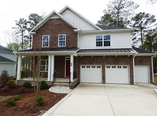 68 Heatherspring Way, Spring Lake, NC 28390