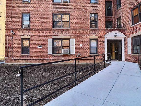 2nd image of 144-60 Sanford Ave #41