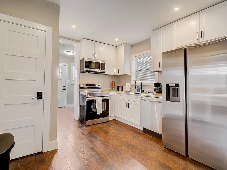 317 N Forest Ave — Photo 17