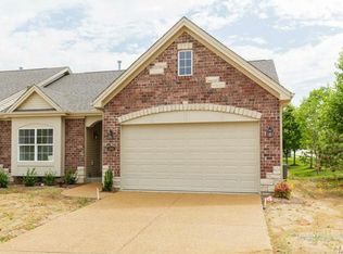1201 Emerald Gardens Dr, Saint Peters, MO 63376