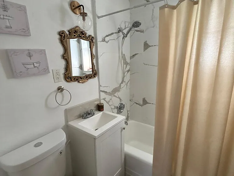 825 Jefferson Ave #4 — Photo 17