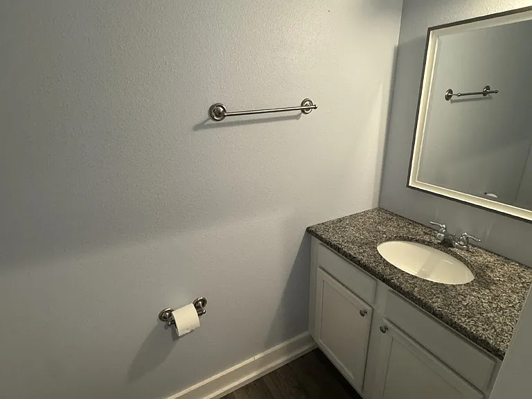 3701 W Carmen St #6 — Photo 8
