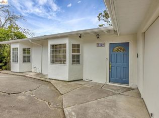 8120 Sterling Dr, Oakland, CA 94605