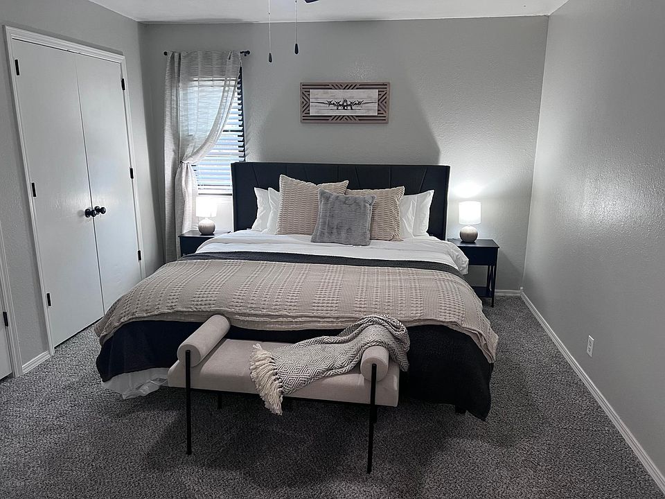 Bedroom 3 -Master with King Bed and walk in closet