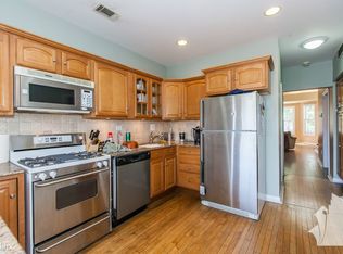 1326 W Wellington Ave #2, Chicago, IL 60657