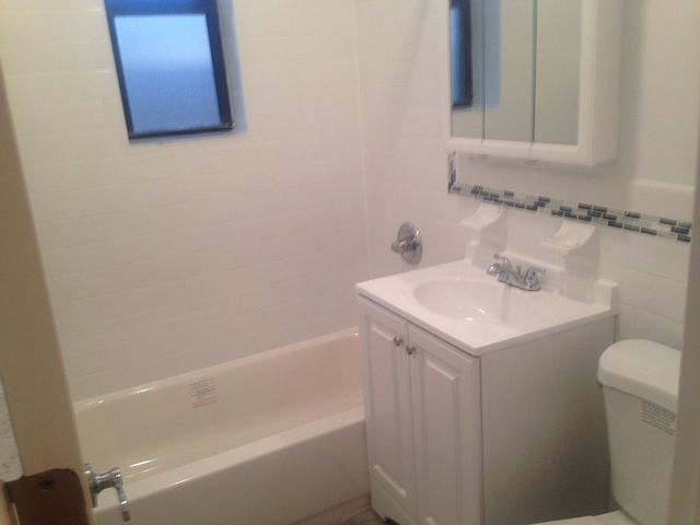 2nd image of 3018 Broadway APT 4D