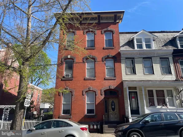 719 W Market St, Pottsville, PA 17901