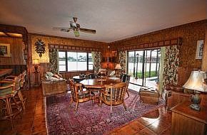 4th image of 817 S Heathwood Dr