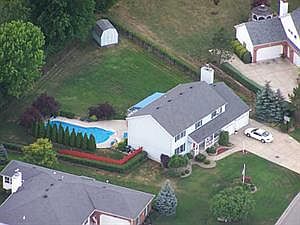 3rd image of 3144 Woodland Ct S