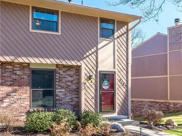 3132 Laurel Ridge Cir, Bridgeville, PA 15017