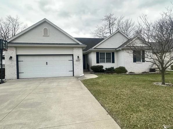 945 Santa Fe Ct, Temperance, MI 48182