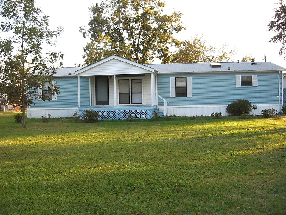 DOUBLEWIDE ON 3/4 ACRES
