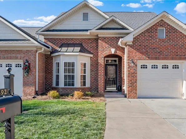 492 Collingswood Dr, Winston Salem, NC 27127