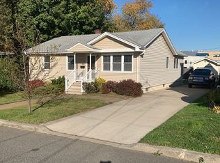 418 E Middlesex Ave, Woodbridge, NJ 07095