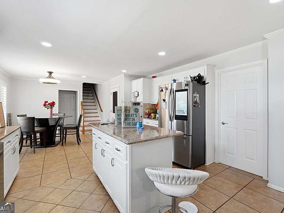 4th image of 2021 Oak Branch Way