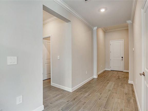 4th image of 19282 Hinkley DR