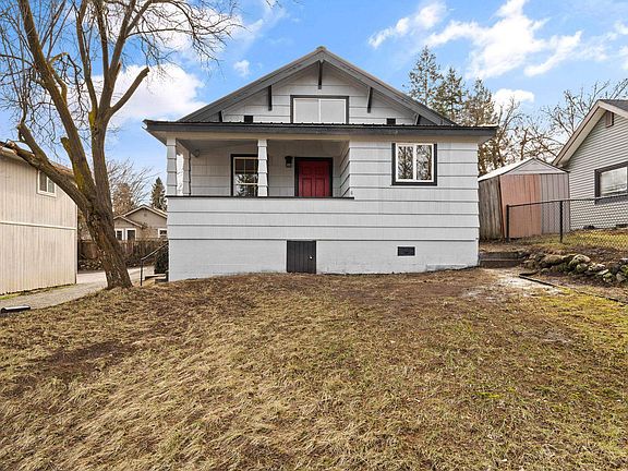 2nd image of 3611 W Heroy Ave