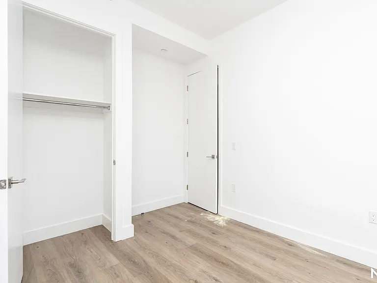 322 Grand Concourse #1012 — Photo 15