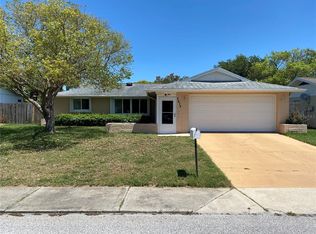 7515 Hunnicut Dr, Port Richey, FL 34668