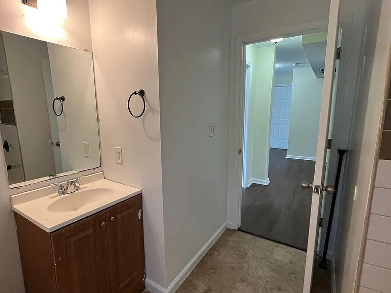 4300 Liberty Heights Ave #1D — Photo 9