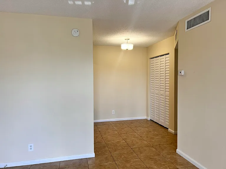 1500 N Congress Ave #B20 — Photo 7