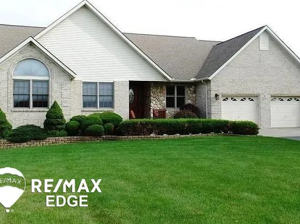 10245 Twin Ponds Dr, Goodrich, MI 48438