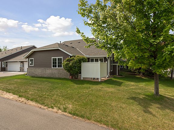 3rd image of 6217 Creekview Ln N