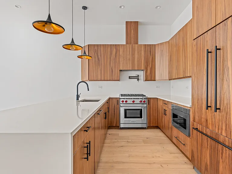 74 Carroll St #1 — Photo 3
